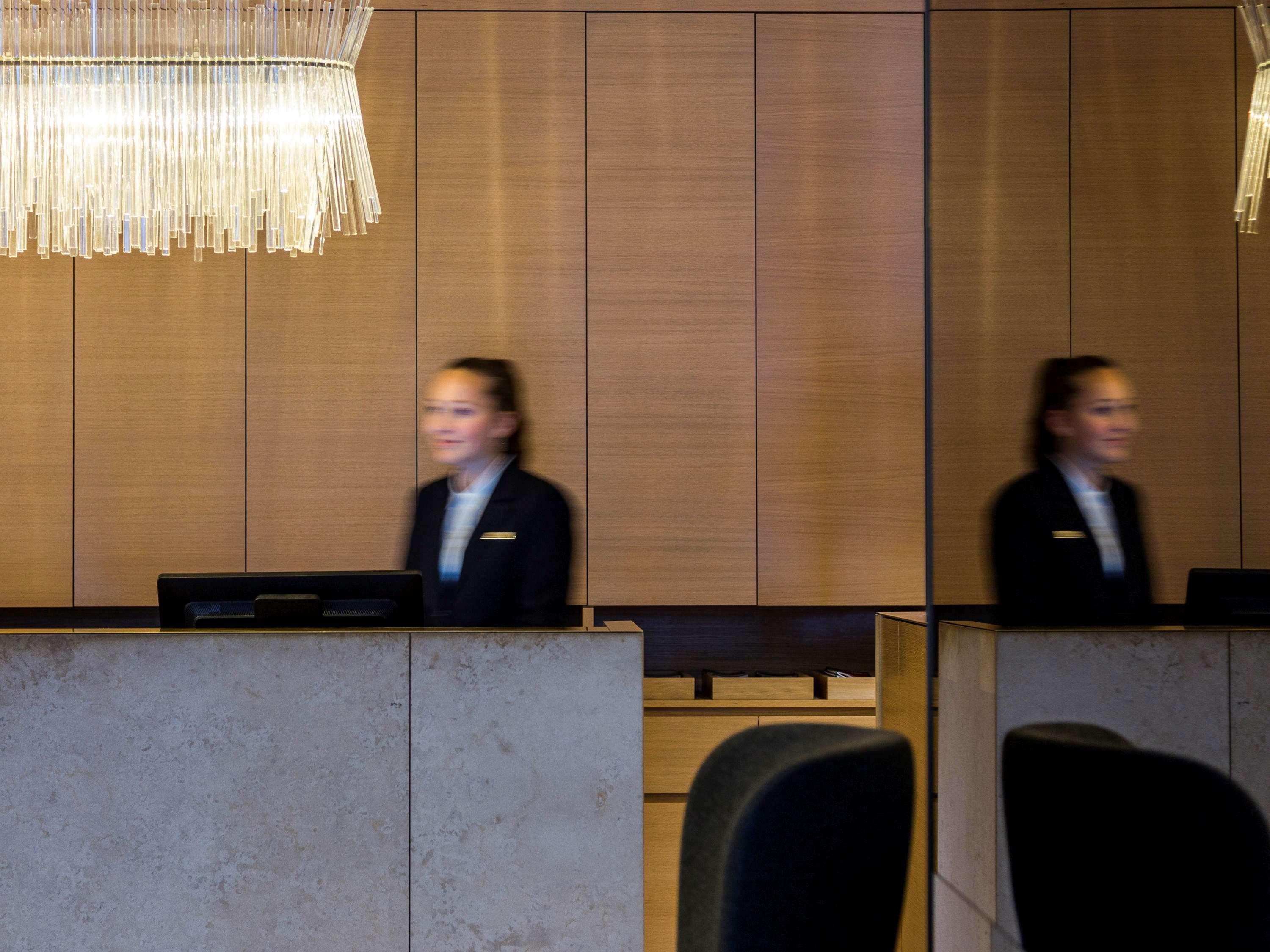 Pullman Basel Europe Hotel Buitenkant foto